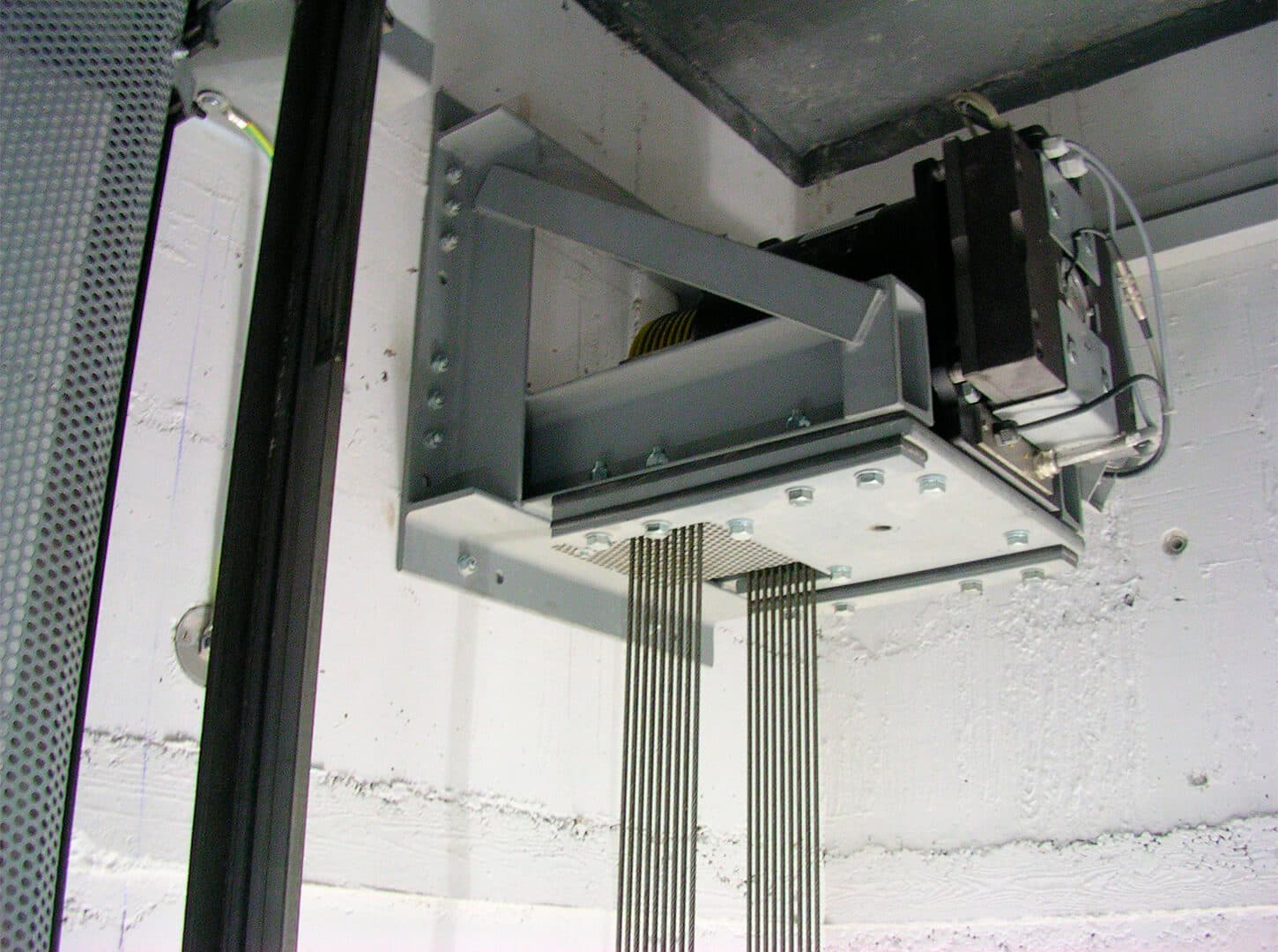 isolation-moteur-ascenseurs-small