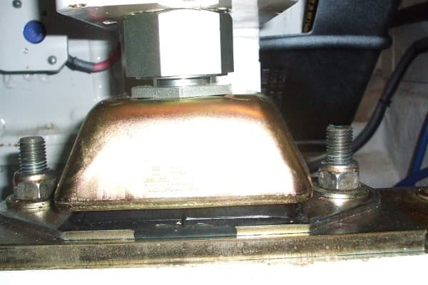 Alt image