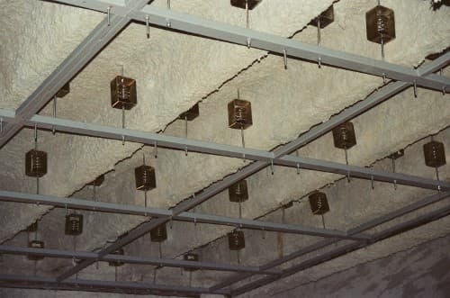 Alt image