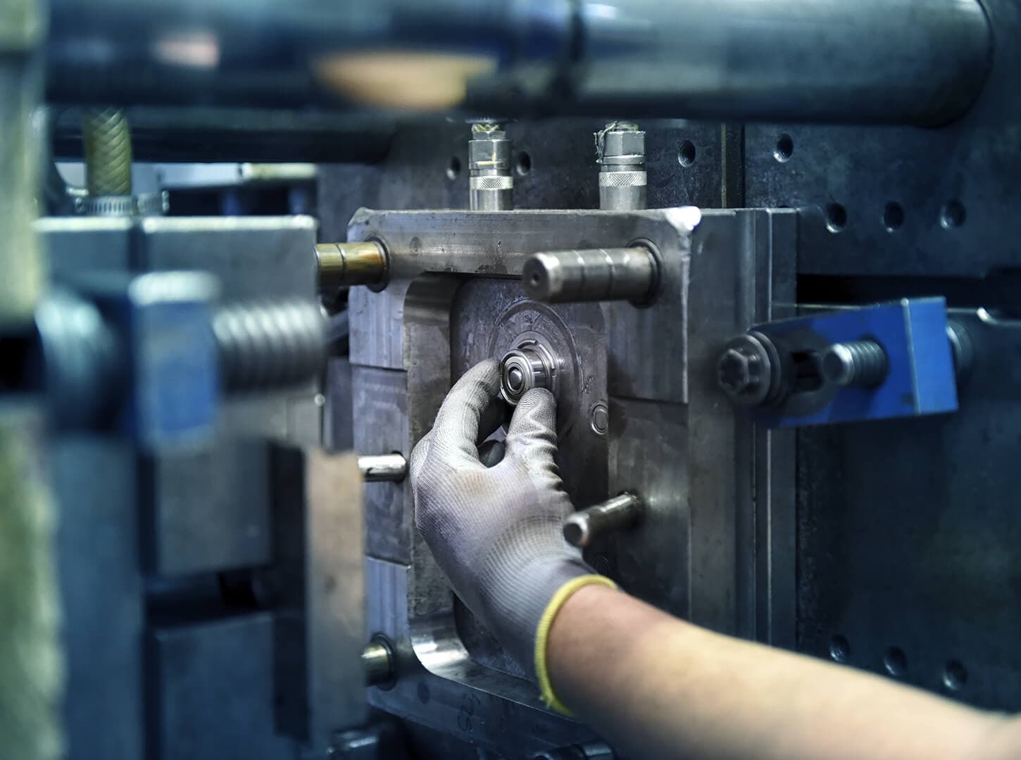 industrial-machinery-isolation-small