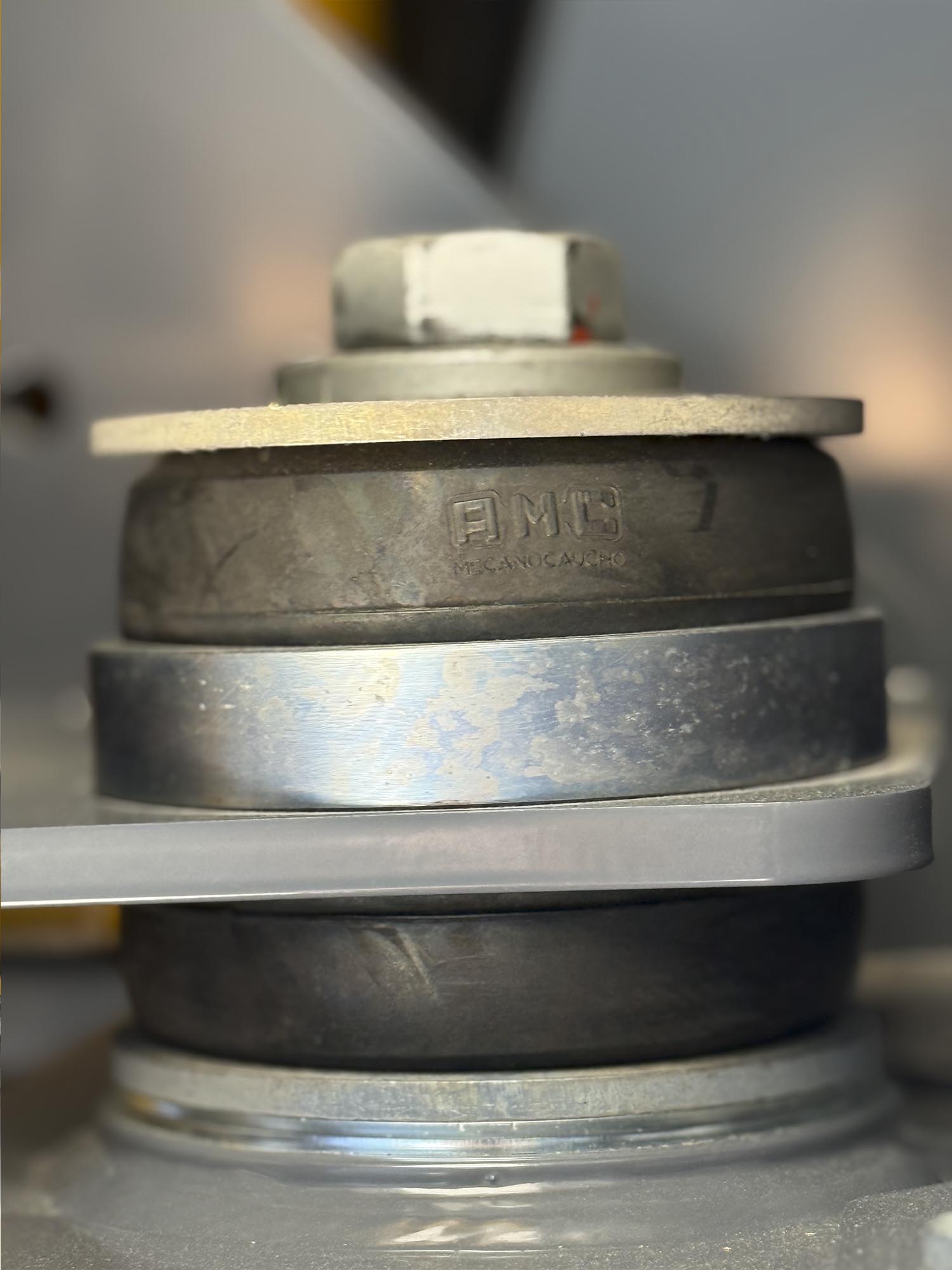tf100-2.jpg