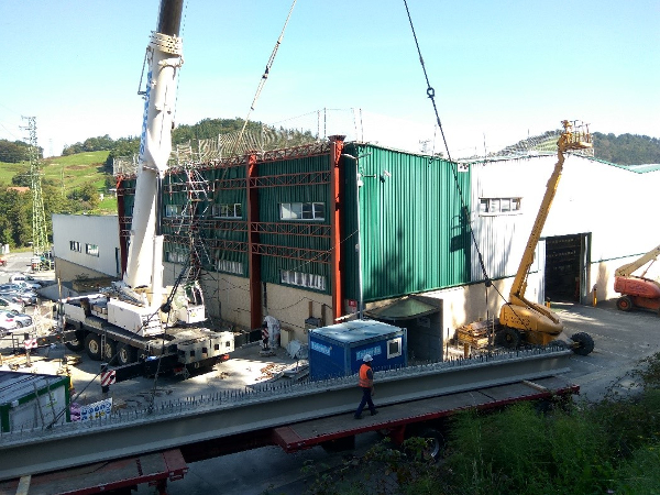 THE NEW OFFICES WILL BE ISOLATED FROM STRUCTURE BORNE NOISE ORIGINATED BY PRODUCTION.